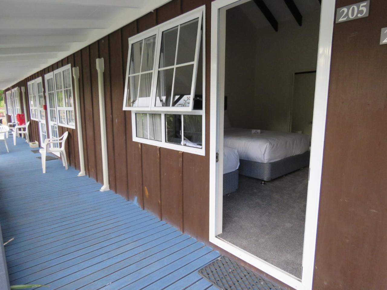 אגם טאופו Grandeur Thermal Spa Resort מראה חיצוני תמונה
